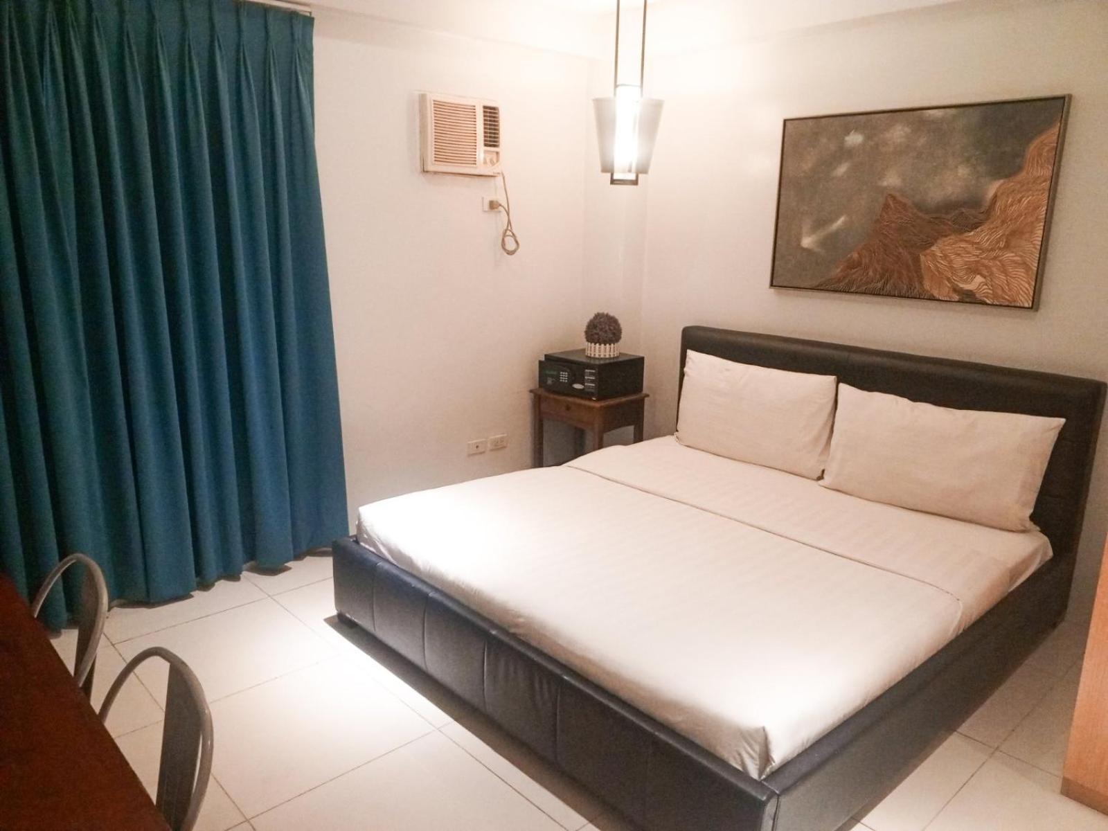 Pacific Park Hotel Quezon City Exterior photo