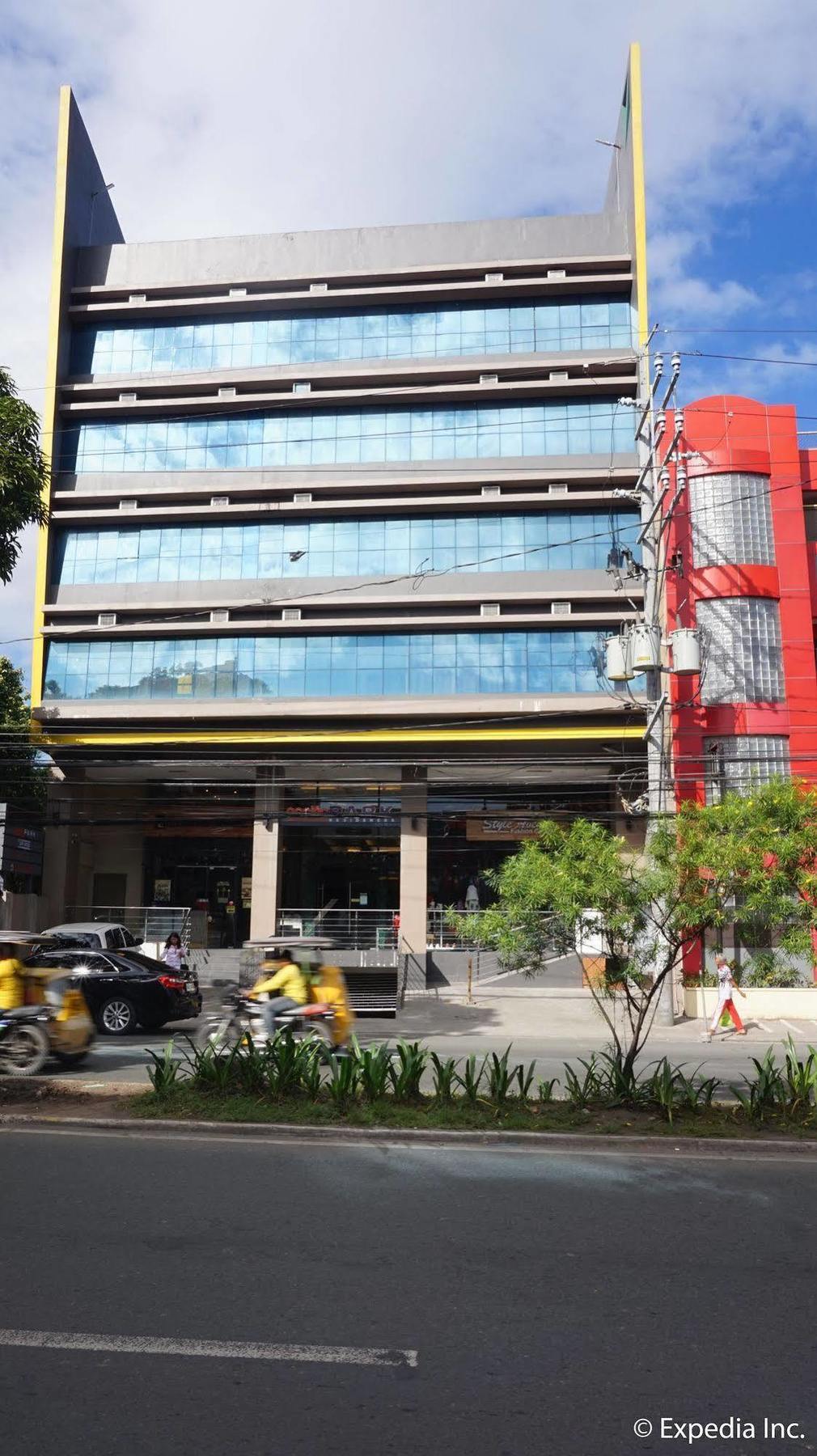 Pacific Park Hotel Quezon City Exterior photo